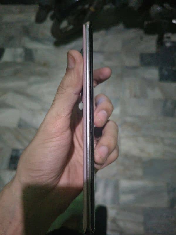 ZERO 40 4G 8+8/ 256GB 3