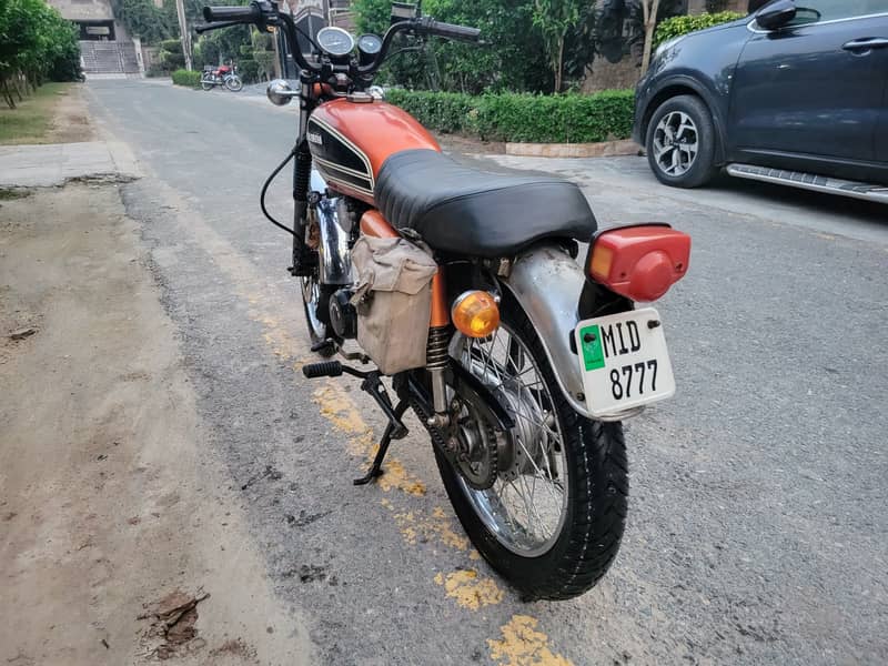 Honda CB 125 1982 4