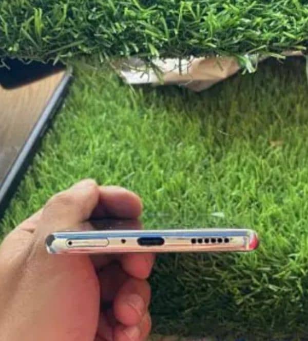 spark 20pro plus full box 3