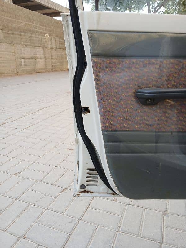 Suzuki Mehran VXR 2015 17