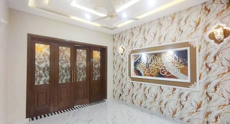 Ideally Located House Of 8 Marla Is Available For Sale In Lahore 8