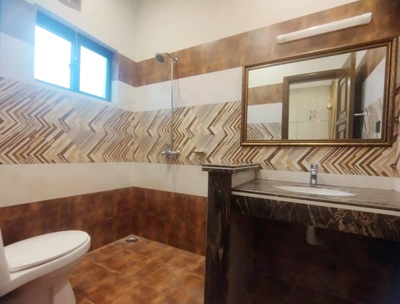 Ideally Located House Of 8 Marla Is Available For Sale In Lahore 40