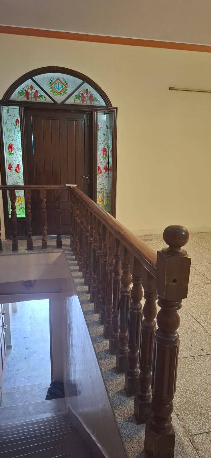 Upper portion for rent at prime location in G-10/1 1