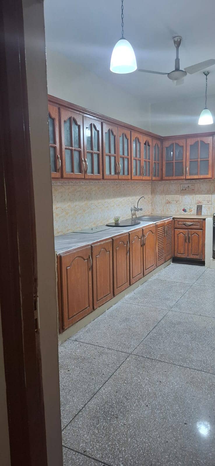Upper portion for rent at prime location in G-10/1 7