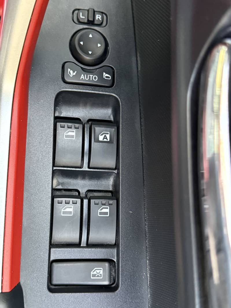Daihatsu Rocky 6