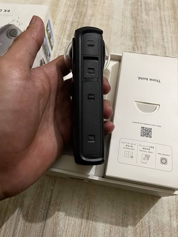 Insta 360 x4 2