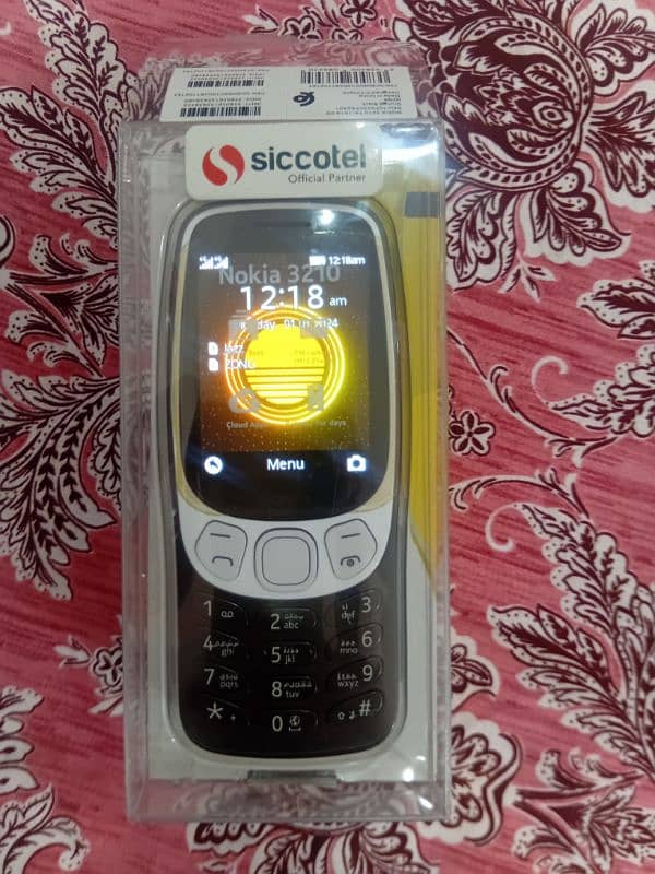 NOKIA 3210 4G Mobile new Mobile just Box open condition 10/10 all ok . 0