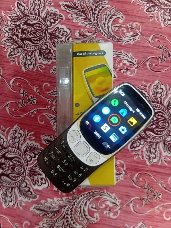 NOKIA 3210 4G Mobile new Mobile just Box open condition 10/10 all ok . 16