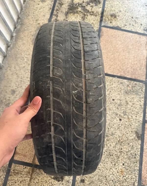 15" Rims with 3 tyres 1