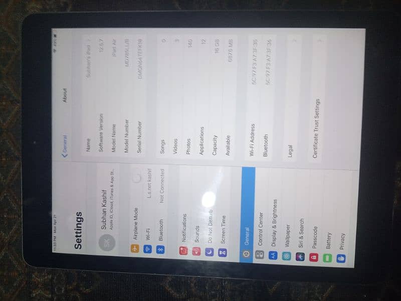 ipad air new condition 10/10 3
