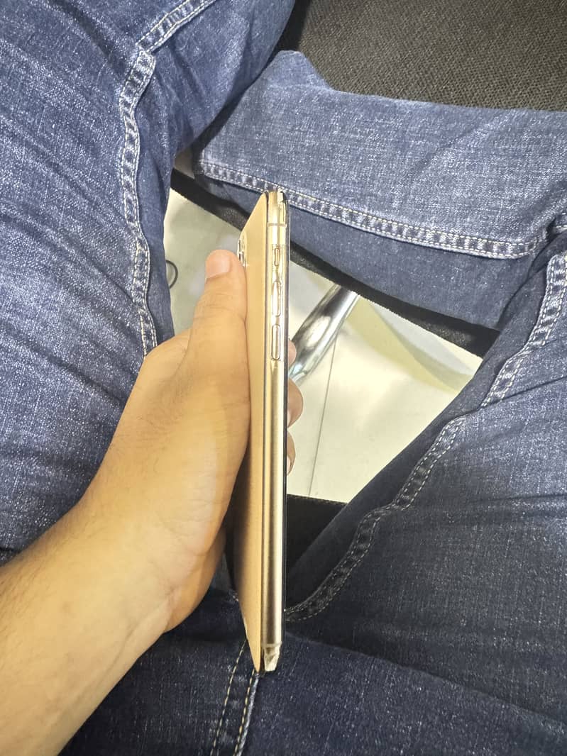 IPhone 11 pro max 1