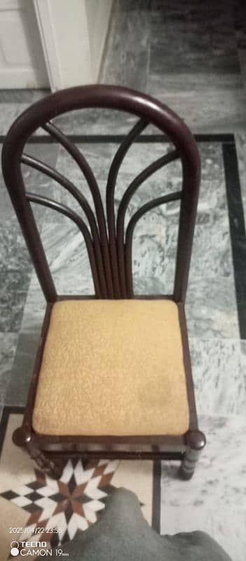 dinning table with 6 chairs 3