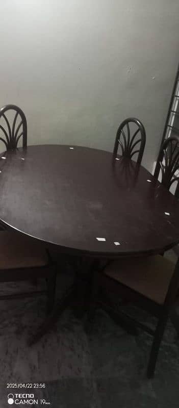 dinning table with 6 chairs 4