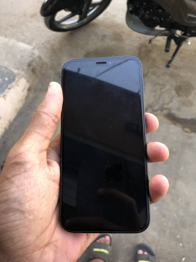 Iphone 12 mini 0