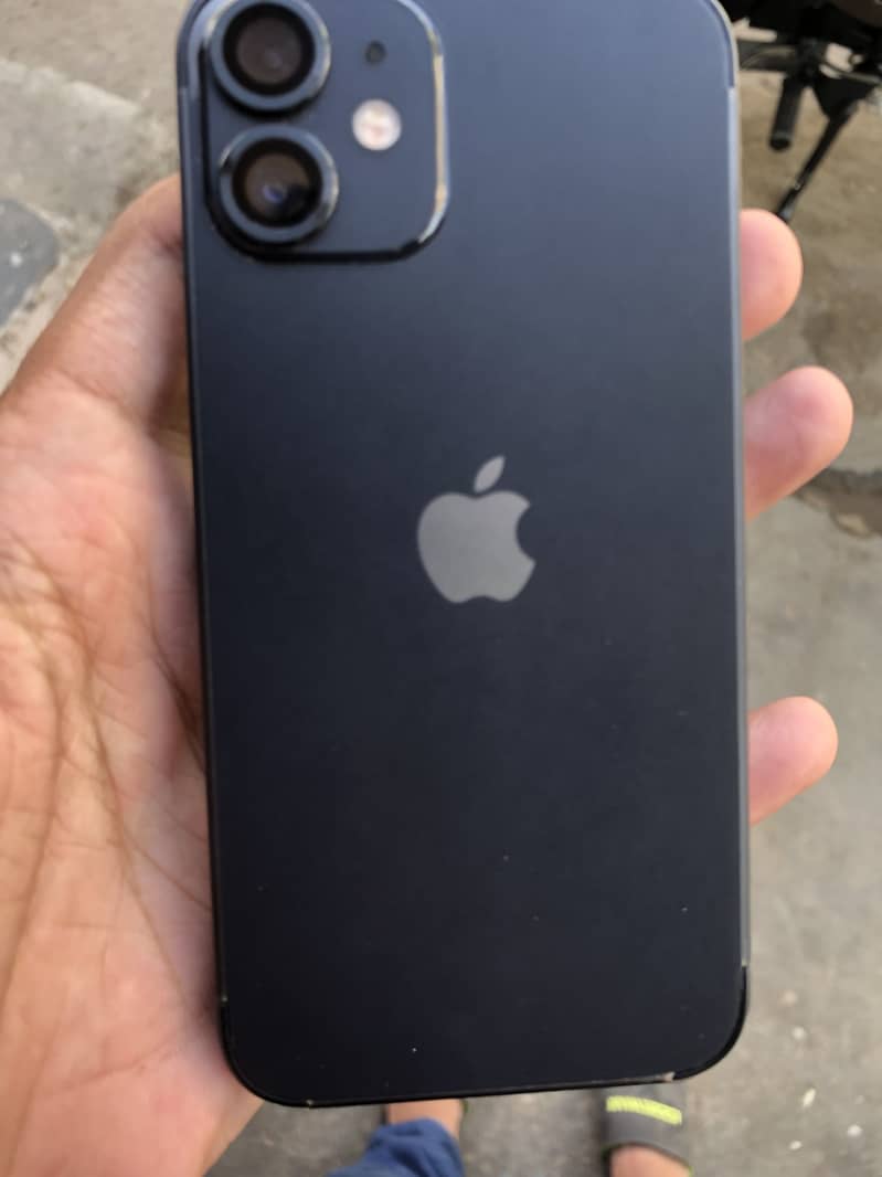 Iphone 12 mini 1