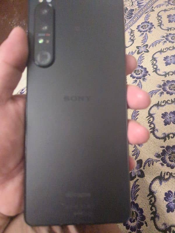 Sony Xperia 1 Mark iv 2