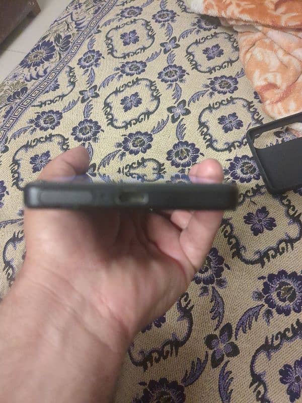 Sony Xperia 1 Mark iv 4