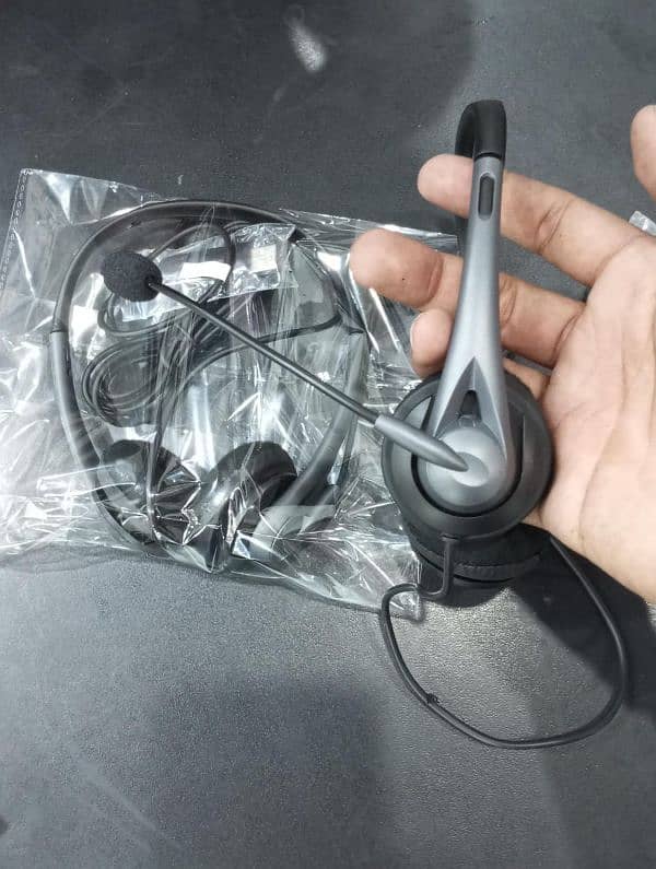 Plantronics EncorePro 320 EP320 Professional Headset – Like New 1