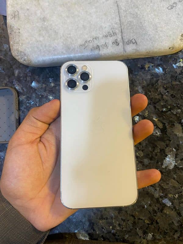 Iphone 12 pro with box 0