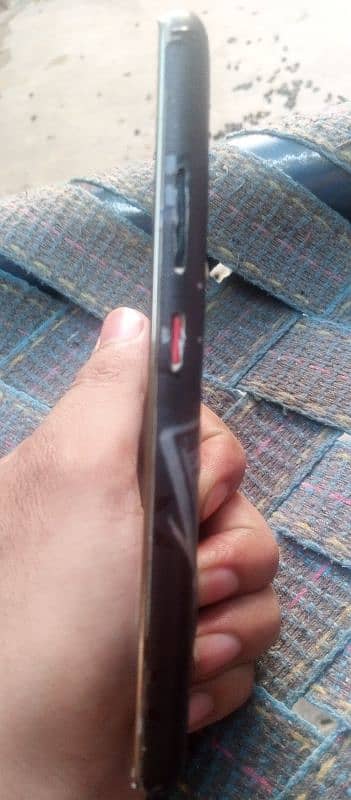 Q mobile good touch 5