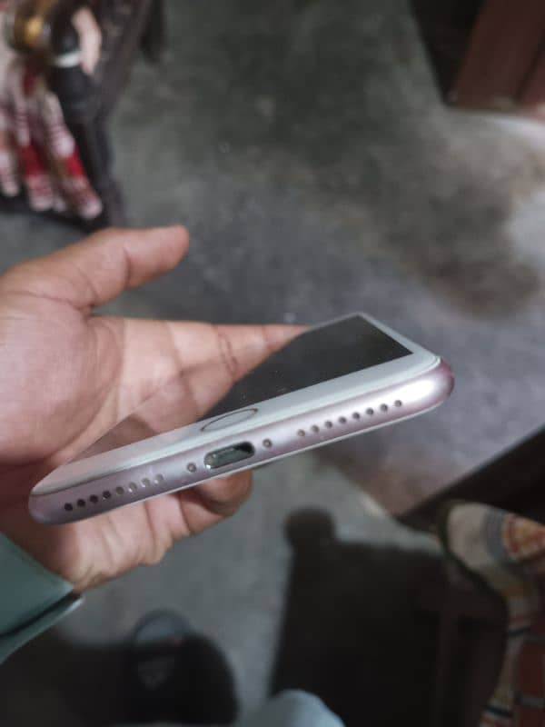 Iphone 7plus 256GB 4