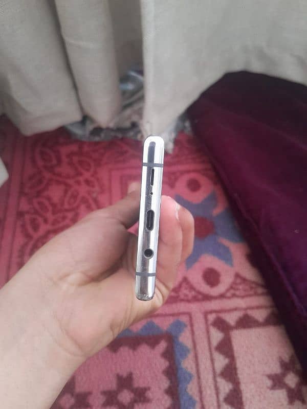 arrows f52a 10 by 10 condition non pta hai 2