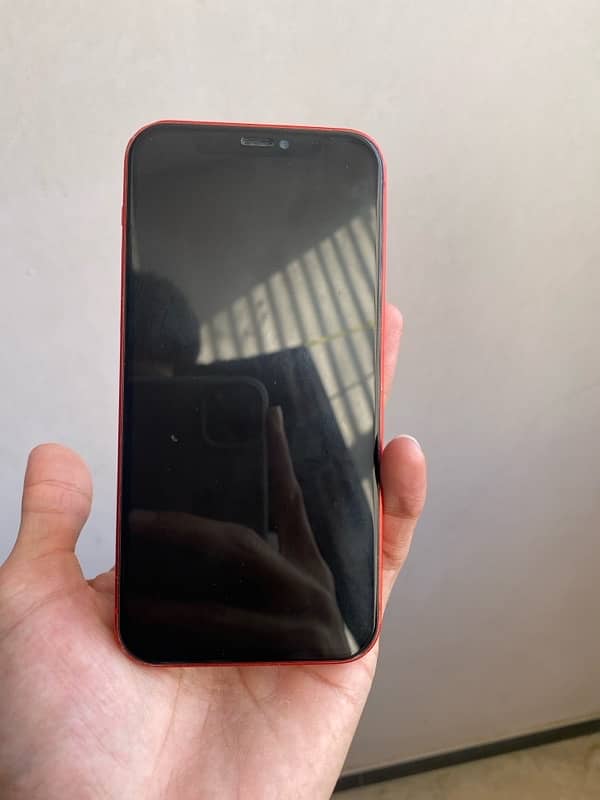 iPhone 12 128GB Factory Unlock Red Product. 9