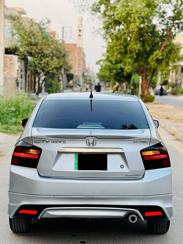 Honda City Aspire 2017 4