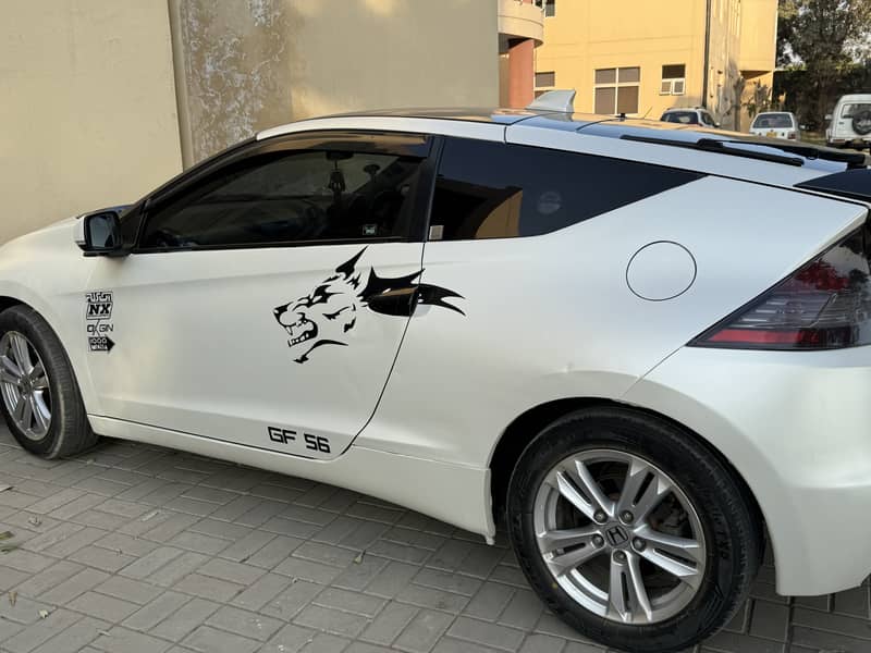 Honda CRZ 2012 model 2015 number 1
