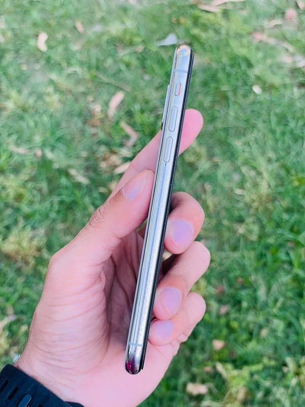 iPhone X 256GB PTA Approved 5