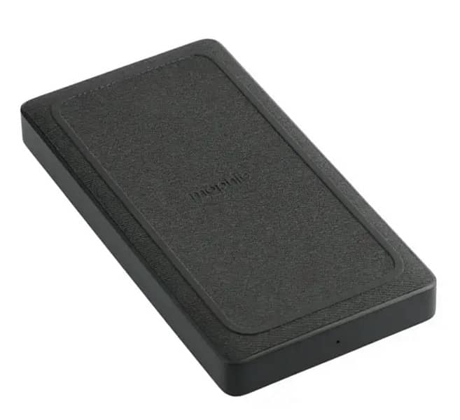 iphone 15 pro max ka 100% Original Mophie Power Bank hy 0