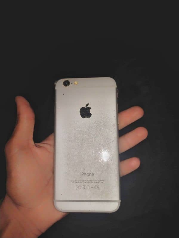128- hai iphone PTA Approved hai 1