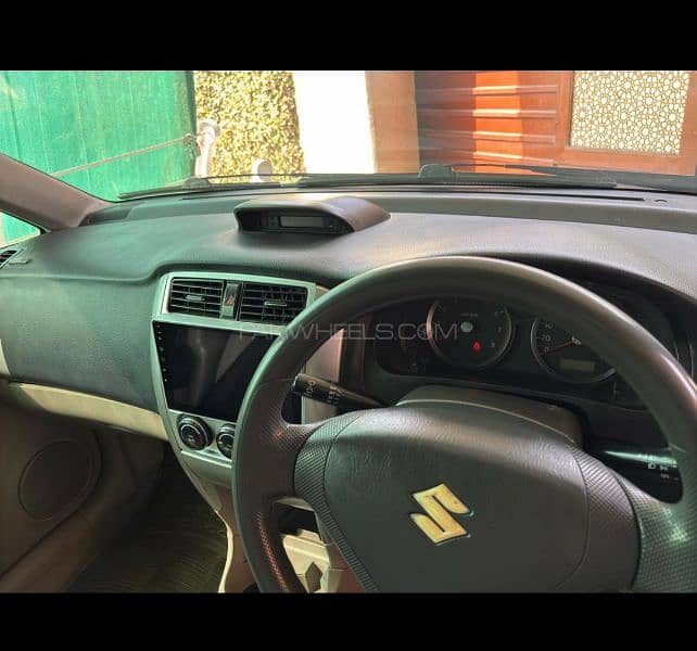 Suzuki Liana 2010 0