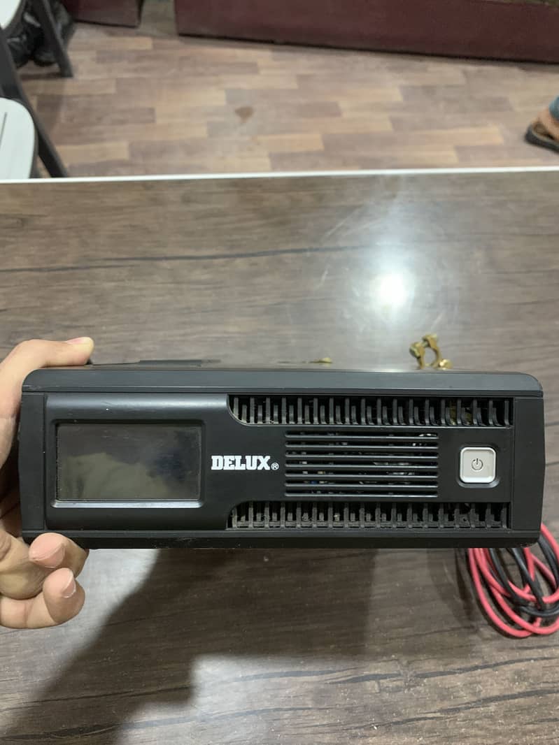 Delux UPS 1
