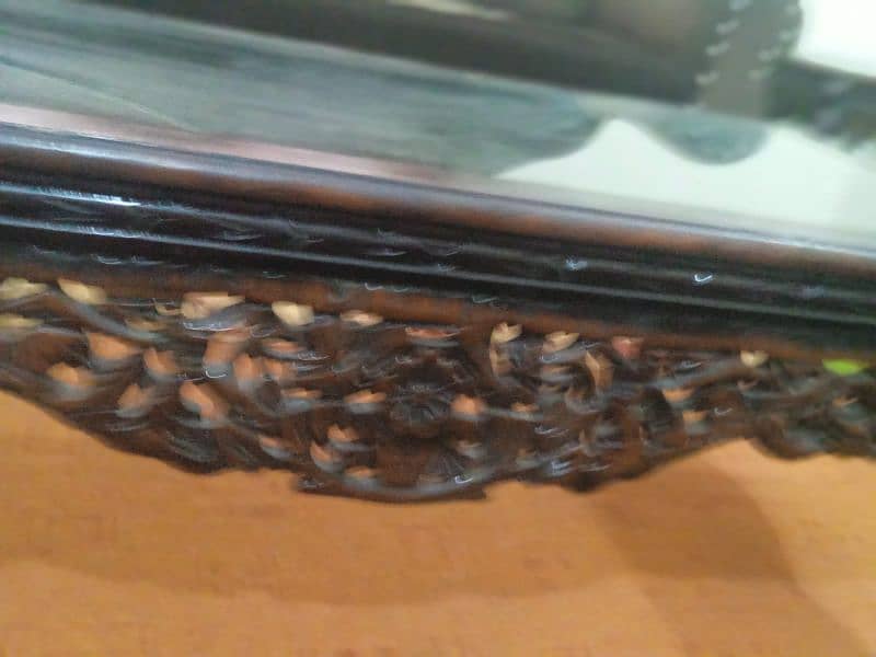 Pure taile wood table 2