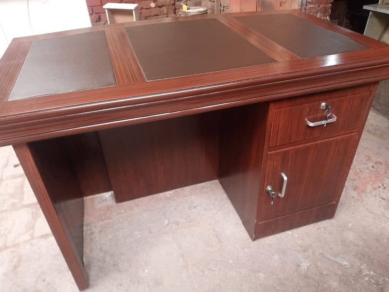 Office Executive table / office CEO TABLE / WORKSPACE DESK /  Table 4