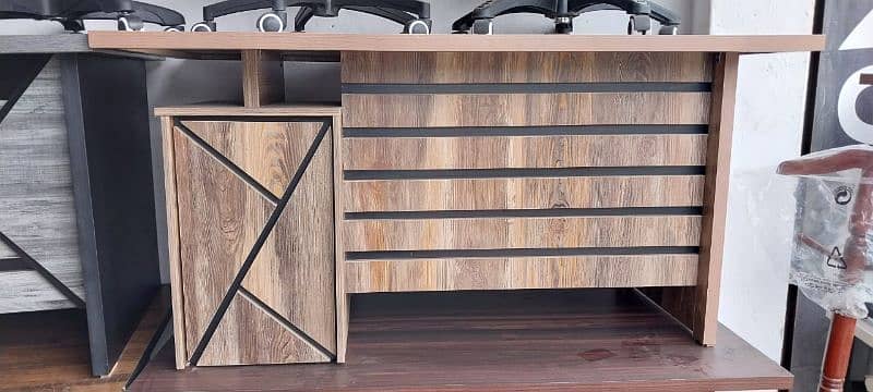 Office Executive table / office CEO TABLE / WORKSPACE DESK /  Table 16