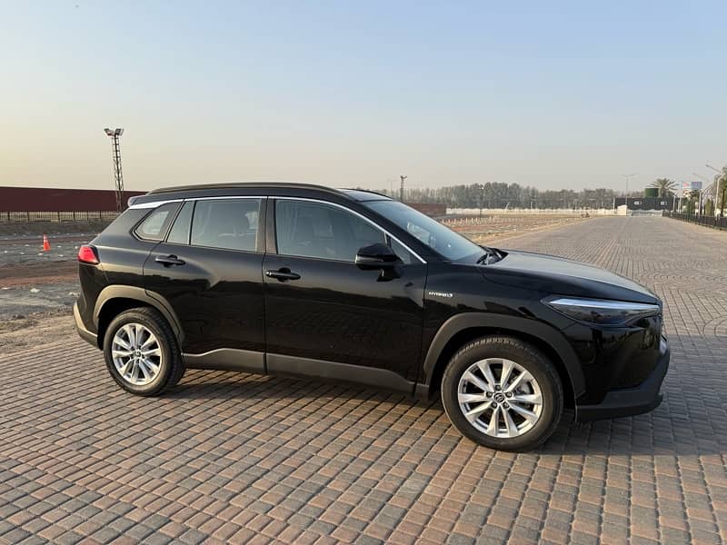 Toyota Corolla Cross HEV X 2024 3