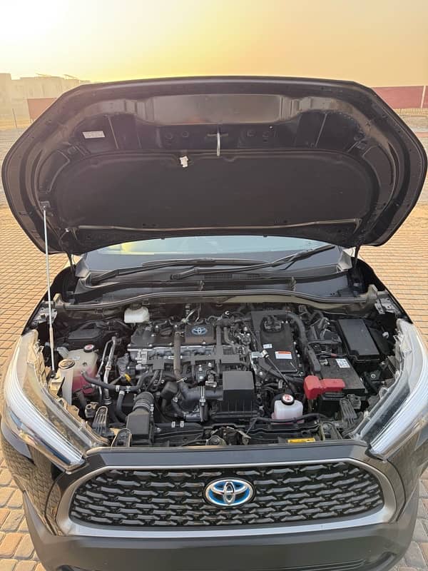 Toyota Corolla Cross HEV X 2024 8