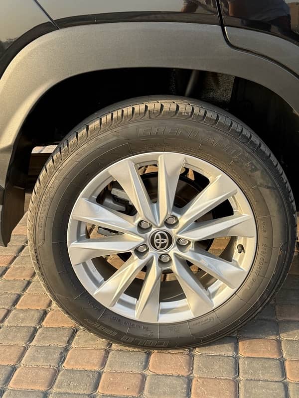 Toyota Corolla Cross HEV X 2024 9