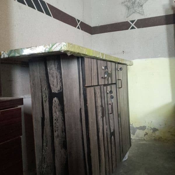 Iron table 1