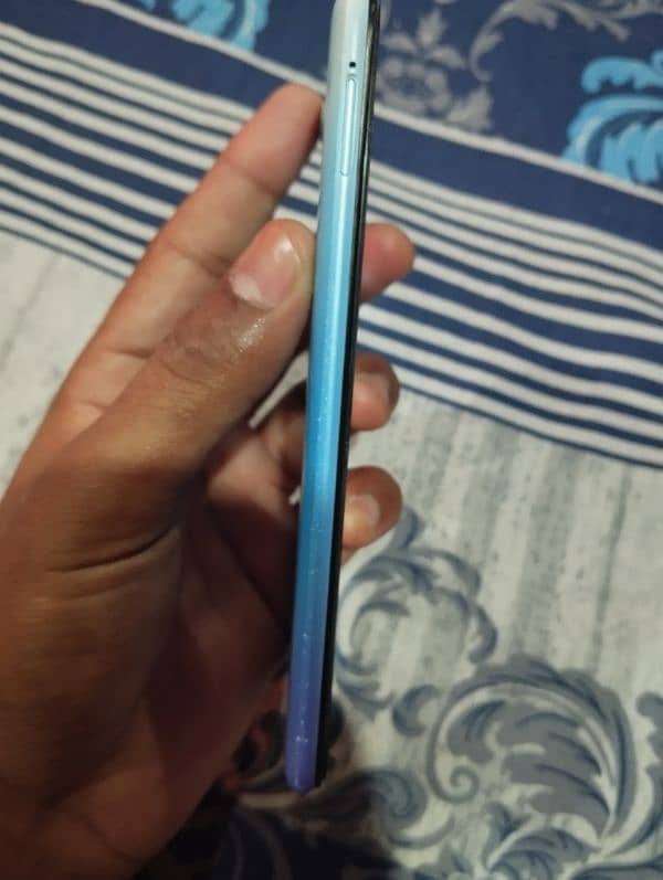 Exchange with kit phone 4