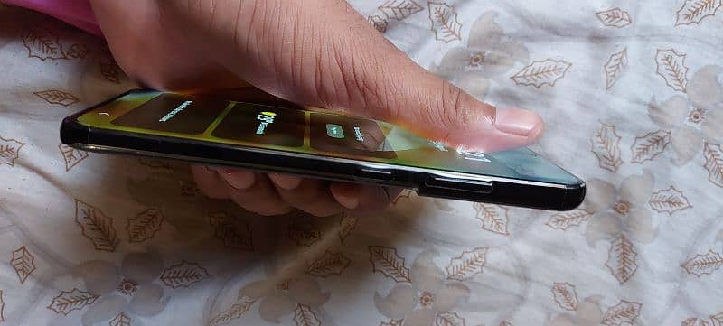 s21ultra 12.256gb nonpta dull sim sim 2mah chle gi lcd halka chapa ha 8