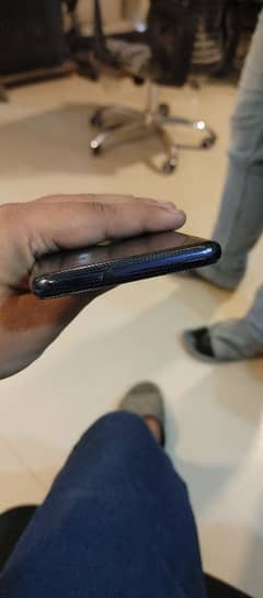 LG