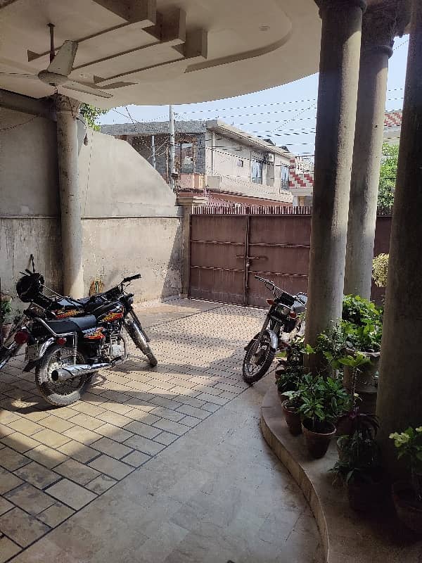 15 Marla Double Storey House Available For Sale In Shalimar Colony On Investor Rate 9