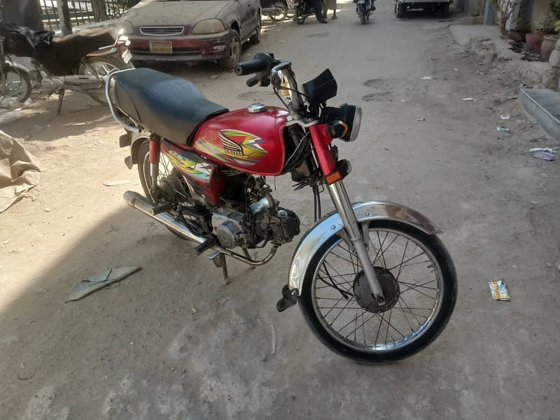 Honda CD 70 2021 6