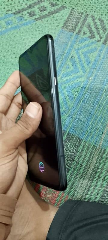 LG G8X THINQ 5