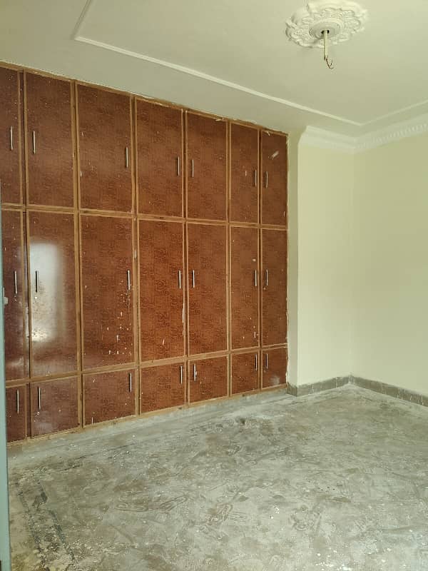 10 Marla Separate Upper Portion Available For Rent In Ma Jinnah On Prime Location Walking Distance From Main Ma Jinnah Road Nearest To Main Ma Jinnah Road 3