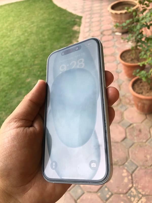 Iphone 15 JV with 100% battery Health 3