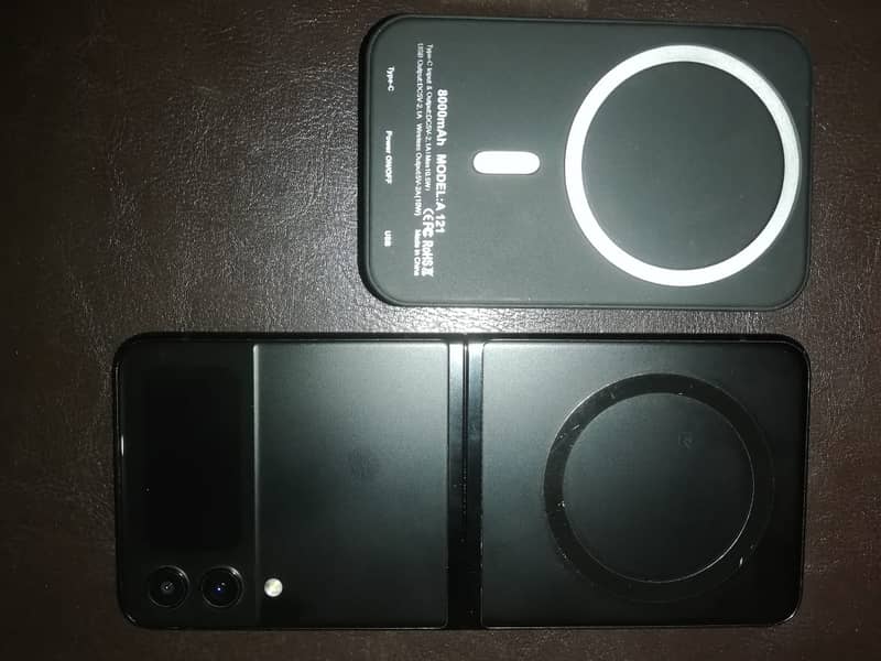 Samsung Mobile Z Flip 3 6